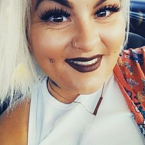 Meet your Posher, Jenna